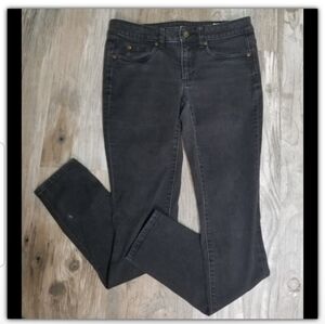 Two by Vince Camuto skinny Jean's size 25